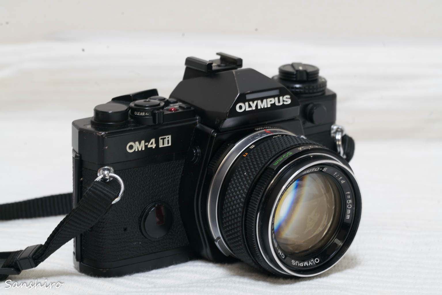 OLYMPUS OM-4 Ti シルバー ボディ フィルムカメラ