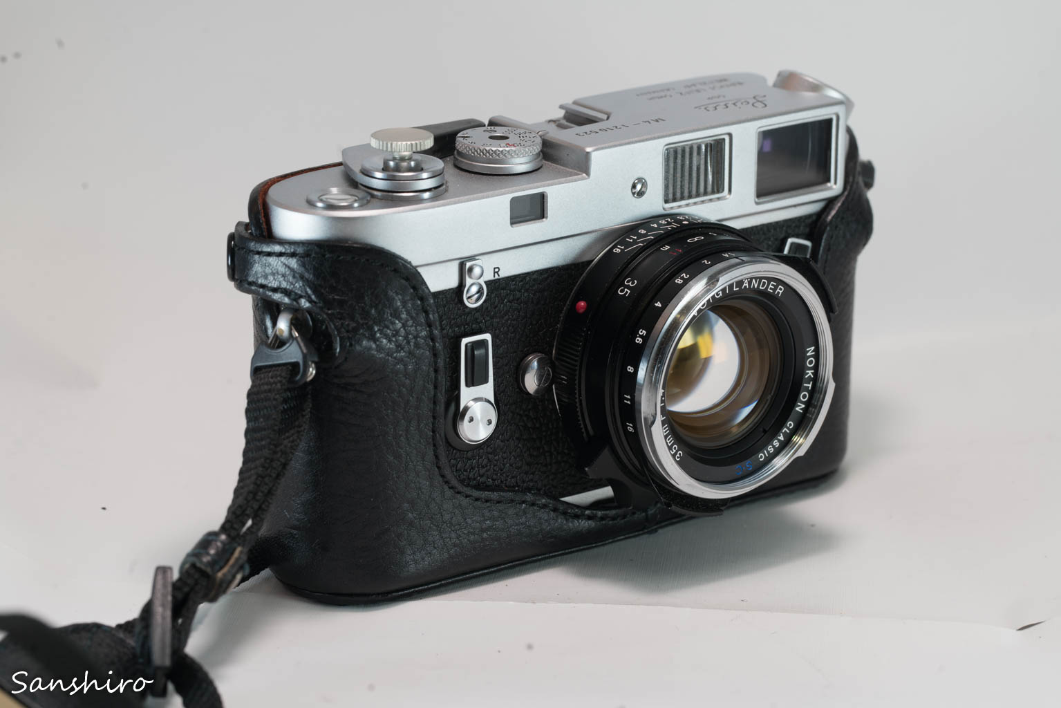 フォクトレンダー NOKTON classic 35mm F1.4 eマウント - レンズ(単焦点)